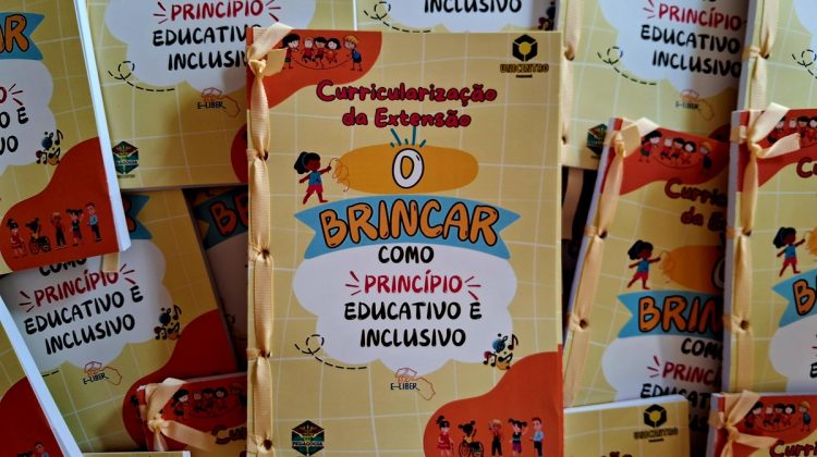 Livro que aborda o ‘brincar como princípio educativo e inclusivo’ será lançado na Unicentro em 16 de dezembro